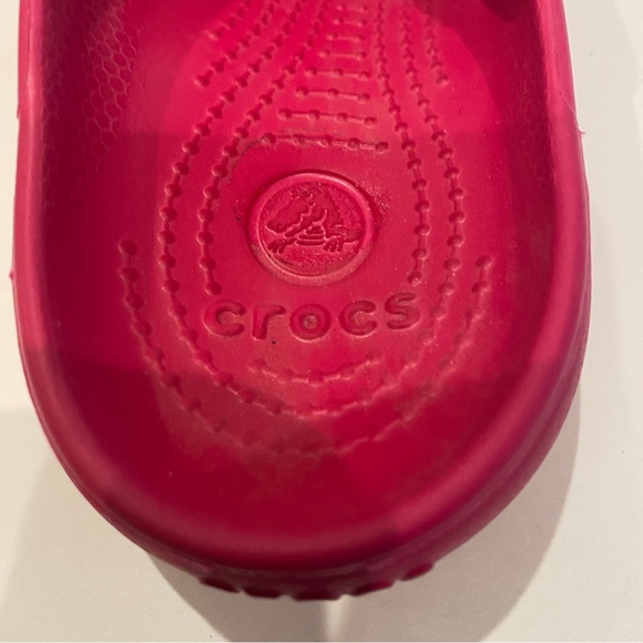 Women's Crocs Freesail Slip-on Clogs Shoes Mules Fuchsia Candy Pink Size 7 NWOT - Picture 11 of 15